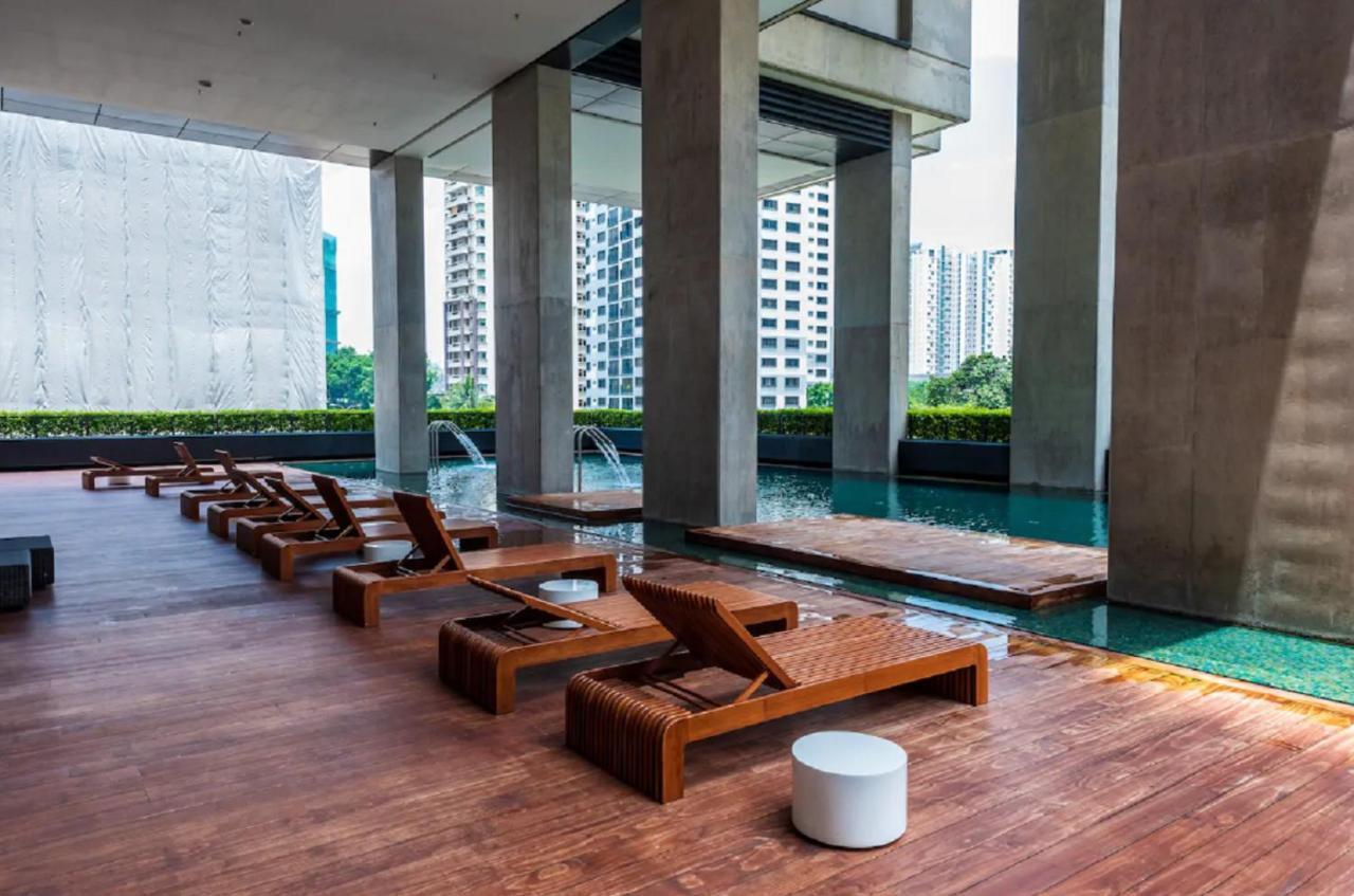 Luxury Arcoris Mont Kiara Nx 163Mall 1Bedroom 4 Pax Kuala Lumpur Extérieur photo